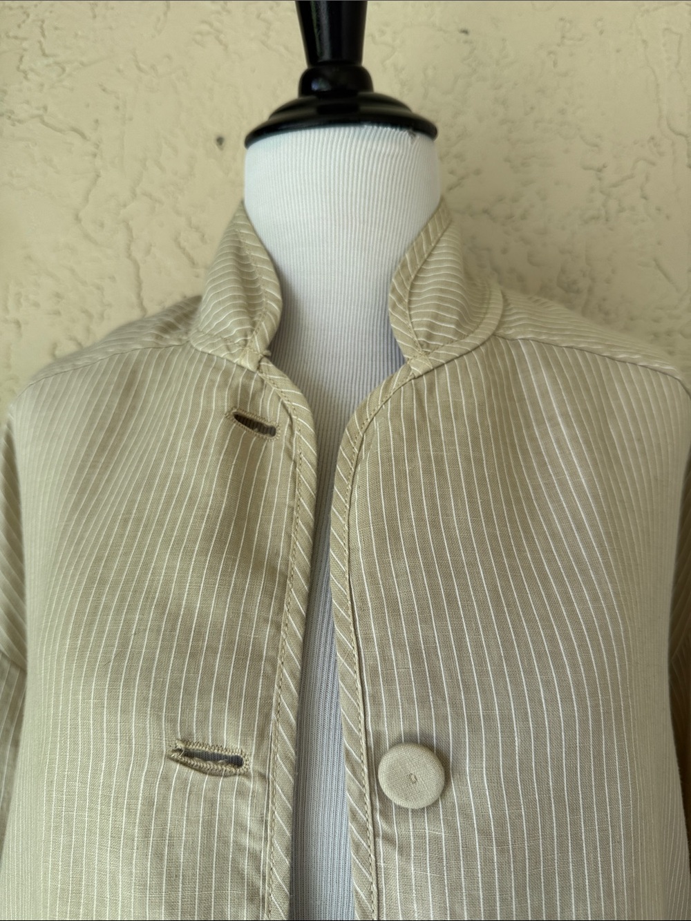 Women's Long Jacket 100% Linen in Cream - Picture 6 of 10